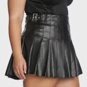 Plus Against The Machine Pleated Skirt Poster Girl